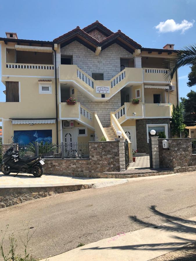 Apartments 2 Ivankovic Stari Grad  Luaran gambar